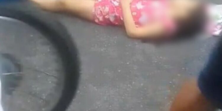 Morre criança atropelada por caminhão em Manaus