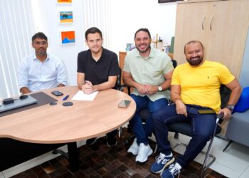 Prefeito em exercício confirma pagamento de bonificação a servidores da educação em Manaus