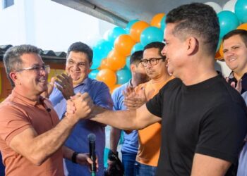 David Almeida minimiza ida de Tadeu ao PP e diz que decisão é “parte do processo democrático”