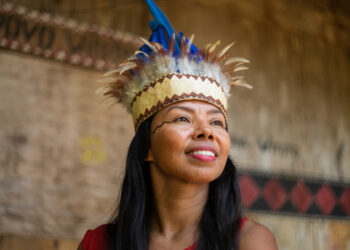 Vanda Witoto denuncia violência política após charge ofensiva nas redes