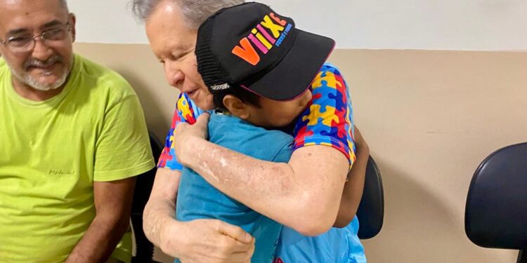 Arthur Virgílio destaca ações voltadas a pessoas com autismo durante mês de conscientização