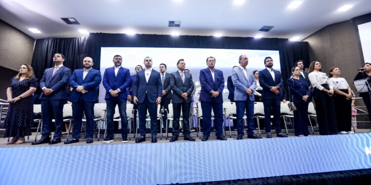 Adjuto Afonso reforça parceria entre parlamentos na abertura do VI Feclam