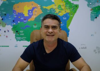 David Almeida destaca recorde histórico da educação de Manaus no Ideb