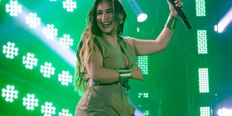 Simone Mendes e Menos é Mais se apresentam neste sábado em Manaus