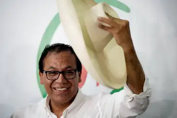 Peruvian presidential candidate Roberto Sanchez of the Together for Peru party attends a press conference as the electoral authority is expected to confirm the name of Keiko Fujimori’s rival ahead of the June 7 runoff, in Lima, Peru, April 16, 2026. REUTERS/Angela Ponce     TPX IMAGES OF THE DAY