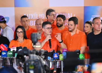 David Almeida promete dobrar Auxílio Estadual e zerar fila do Sisreg