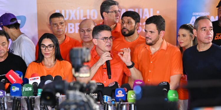 David Almeida promete dobrar Auxílio Estadual e zerar fila do Sisreg