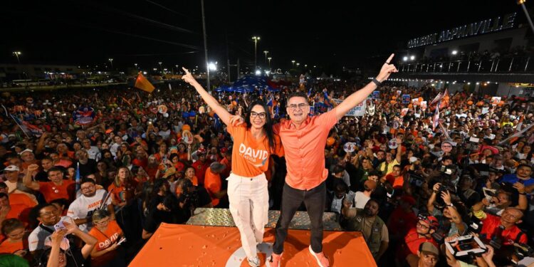 David Almeida abre campanha ao Governo à meia-noite e prepara mobilização em Manaus e Região Metropolitana David Almeida abre campanha ao Governo à meia-noite e prepara mobilização em Manaus e Região Metropolitana