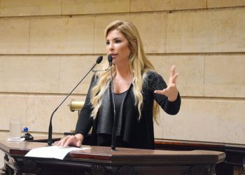 Ex-vereadora é presa após ser condenada por tortura Ex-vereadora é presa após ser condenada por tortura