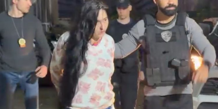 Filha é presa após matar a própria mãe com golpes de martelo em Niterói