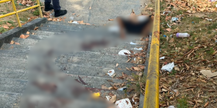 Homem é assassinado a facadas em escadaria no Centro de Manaus