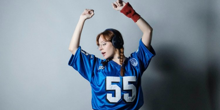 Cantora amazonense Cella é única brasileira selecionada para a JBL Music Academy Cantora amazonense Cella é única brasileira selecionada para a JBL Music Academy