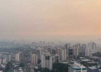 Qualidade do ar atinge níveis críticos em Manaus, com índices ‘Péssimo’ em diversas zonas Qualidade do ar atinge níveis críticos em Manaus, com índices ‘Péssimo’ em diversas zonas
