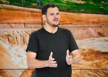 “Manaus pede socorro”: Prefeito Renato Júnior cobra ação estadual e federal contra fumaça trazida de fora “Manaus pede socorro”: Prefeito Renato Júnior cobra ação estadual e federal contra fumaça trazida de fora