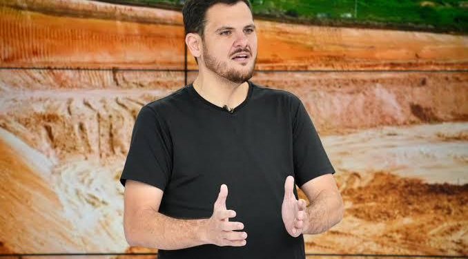 “Manaus pede socorro”: Prefeito Renato Júnior cobra ação estadual e federal contra fumaça trazida de fora “Manaus pede socorro”: Prefeito Renato Júnior cobra ação estadual e federal contra fumaça trazida de fora